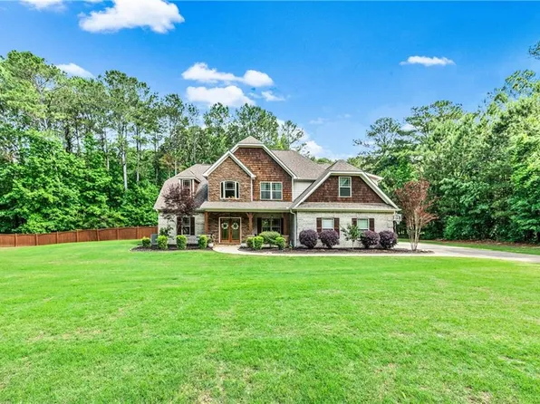 100 Chantilly Ln, Fayetteville, GA 30215