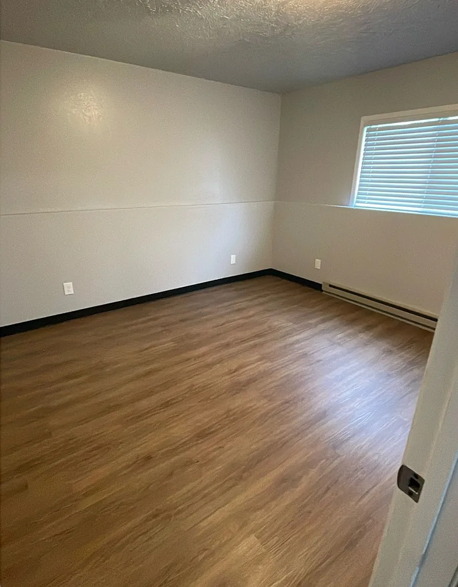 814 East Brady Court — Photo 2