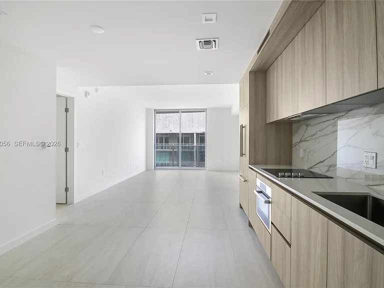 77 SE 5th St #4208 — Photo 11