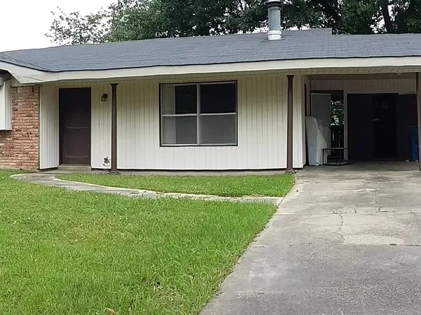 107 Claymore Dr, Lafayette, LA 70503
