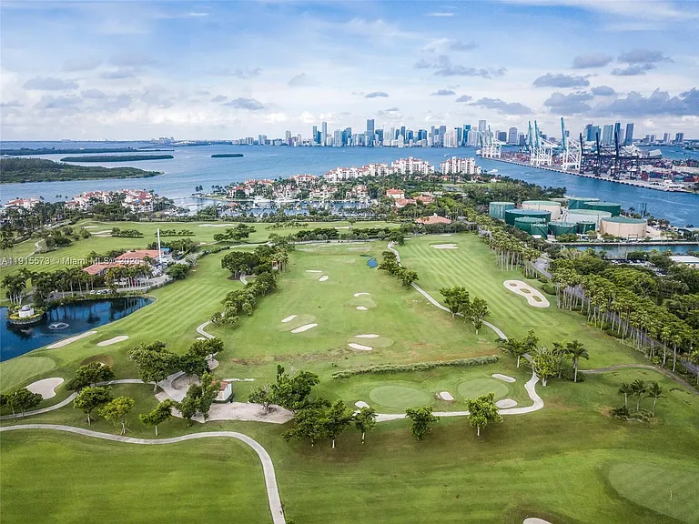 4924 Fisher Island Dr #4924 — Photo 71