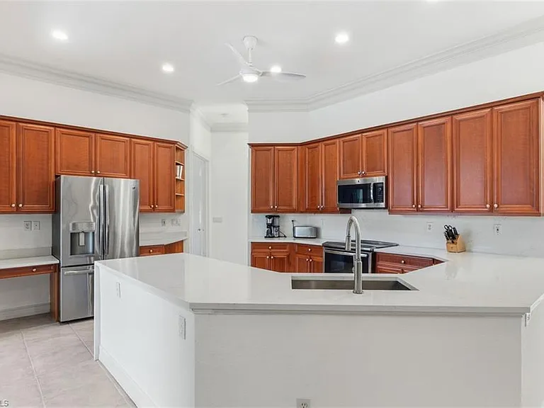 657 Soliel Dr — Photo 6