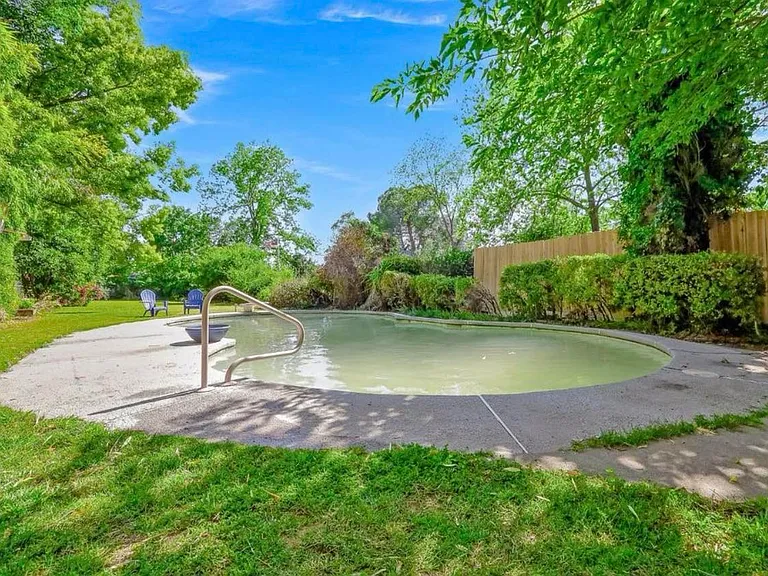 7576 Walnut Dr — Photo 4