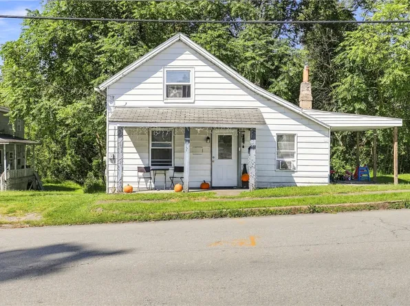 416 Snyder St, Connellsville, PA 15425