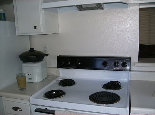 5th image of 4075 Louisiana St Unit 2
