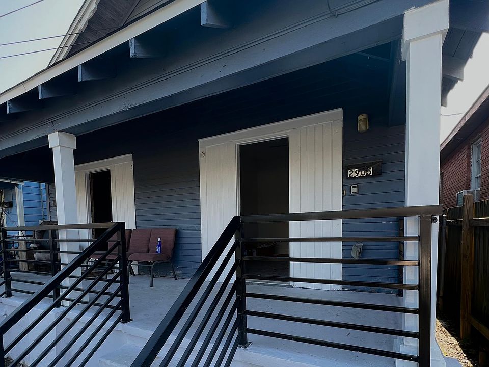 1st image of 2905 Pauger St #2907
