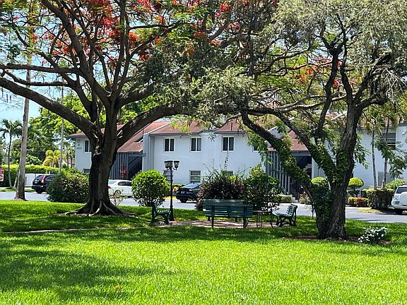 3rd image of 14701 Cumberland Drive #301