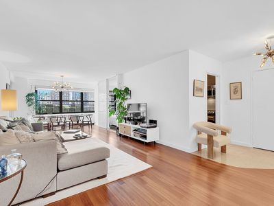 140 W End Ave #10V, New York, NY, 10023