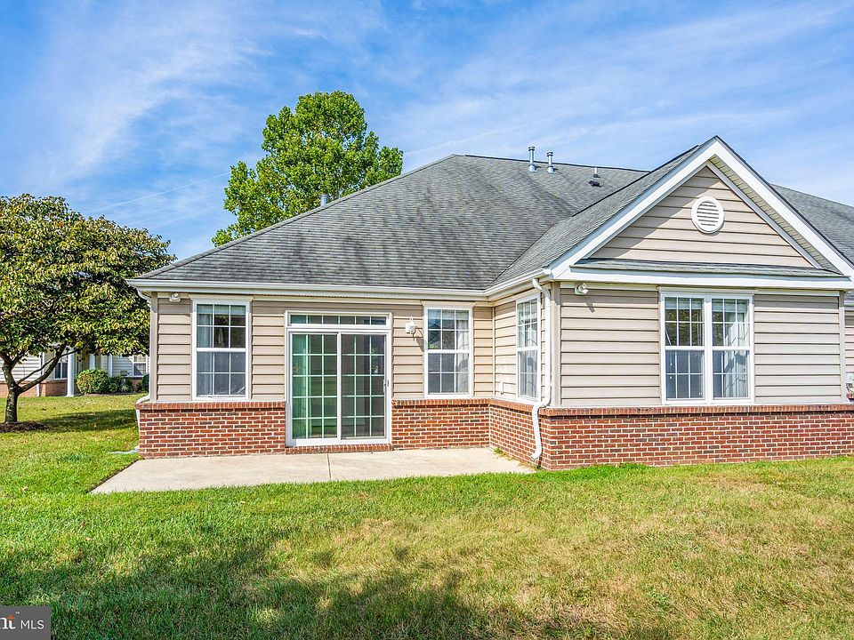 2nd image of 13111 Foreman Pl