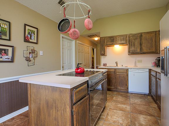 3rd image of 10816 Stone Pine Dr