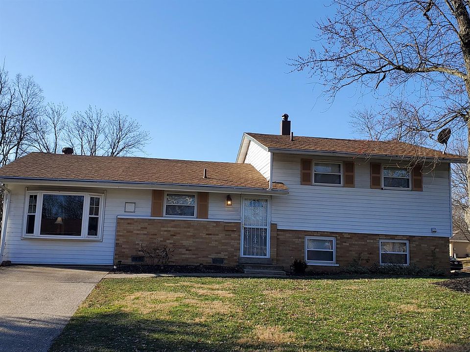 2nd image of 699 Fairborn Rd