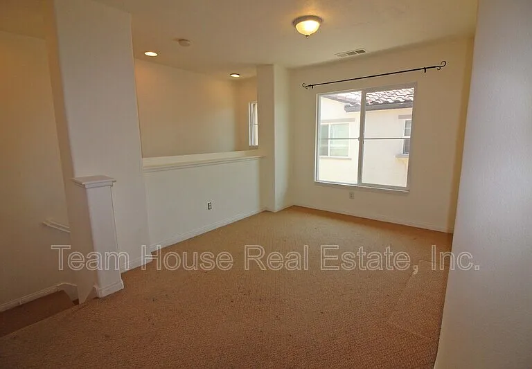 28440 Mirabelle Ln — Photo 6