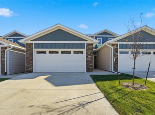 213 NW Waverly Dr, Waukee, IA 50263