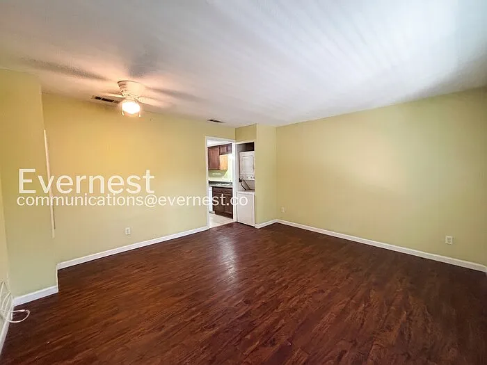 1 bed, 1.0 bath, 560 sqft, $1,349 — Photo 4