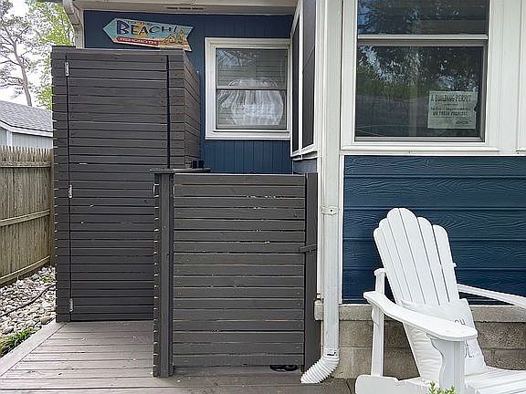 4th image of 37817 Westwood Dr