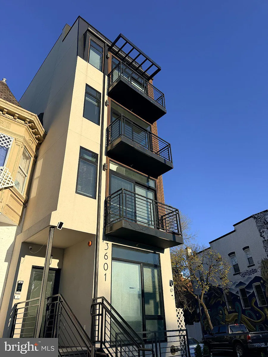 Building Photo - 3601 14th St NW #6