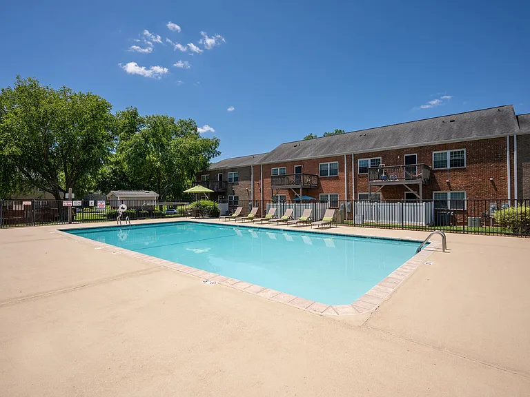 Vetra Forest Hills - Lexington Street — Photo 9