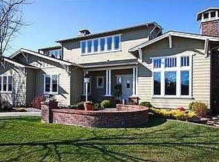 4 Whiting Ct, Moraga, CA 94556