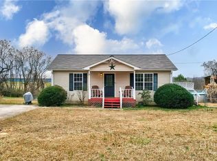 665 Caney Branch Rd, Lavonia, GA 30553