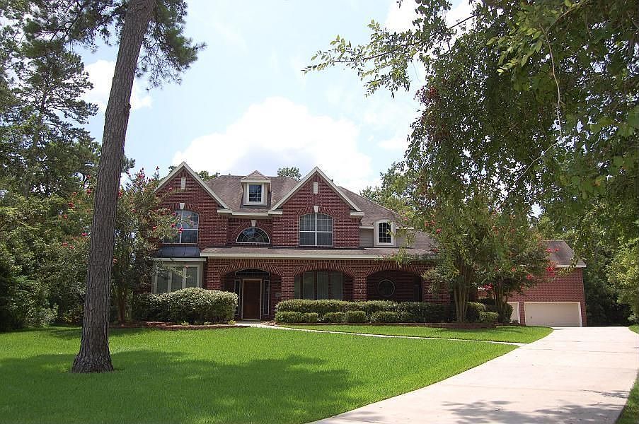 Fabulous Estate on Over 7 Acres!