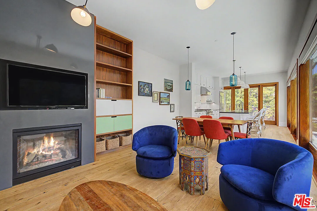3 bed, 3.0 bath, 2020 sqft, $16,000 — Photo 4