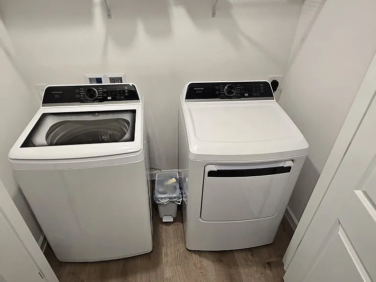 5385 Azimuth Way — Photo 6