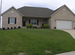 105 Country Rdg, Columbia, IL 62236