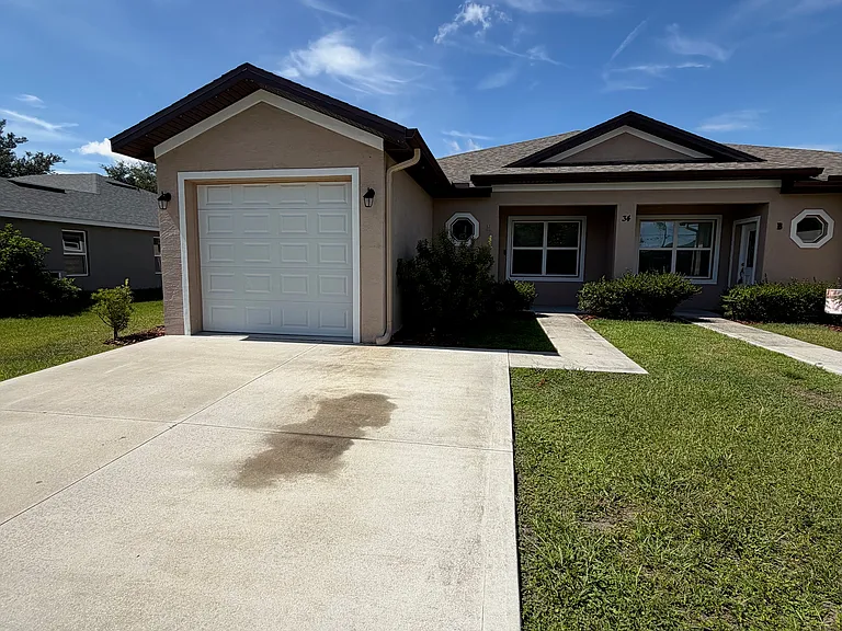 34 Louisburg Ln #A — Photo 1
