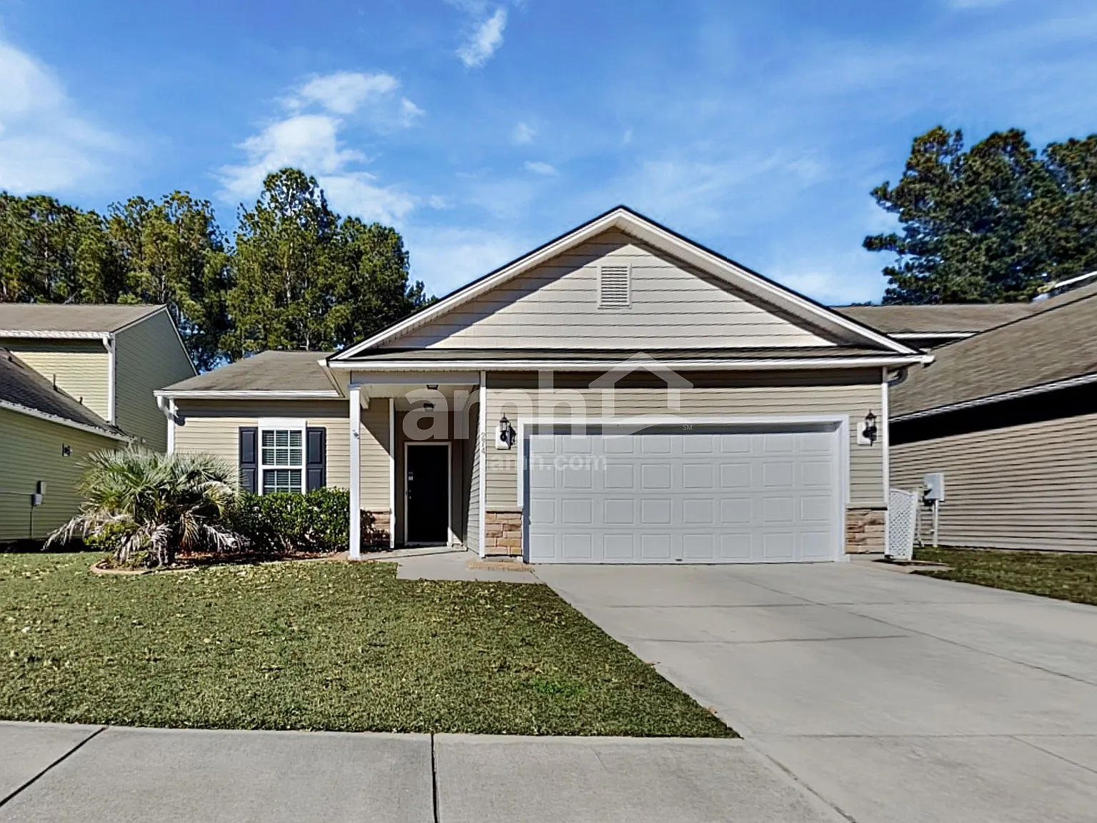 3 bed, 2.0 bath, 2063 sqft, $2,555 — Photo 1