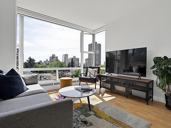 4th image of 1150 Bute St #501