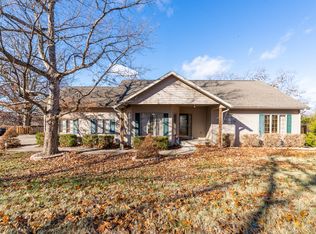 2677 Talking Rocks Rd, Branson West, MO 65737