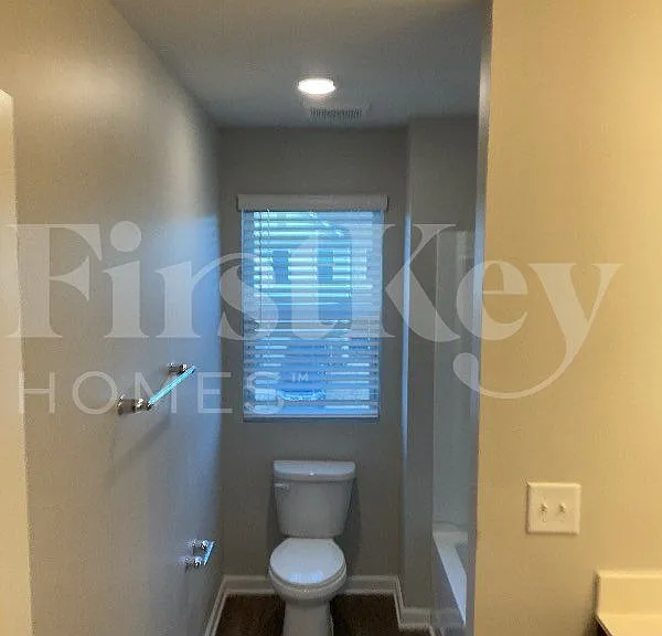 7632 Wallace Farm Ln — Photo 10