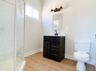 2731 Calle Del Comercio #B, San Clemente, CA 92672