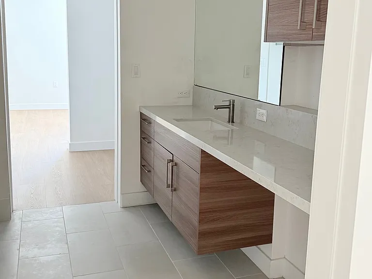 Wide Luxury Bathrooms