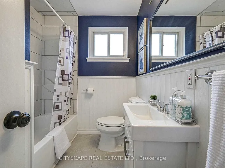 110 Clements Rd E — Photo 11