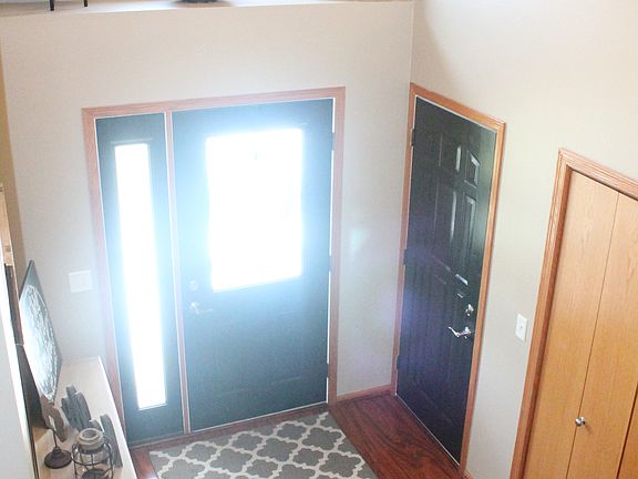 2nd image of 100 Wickfield Dr