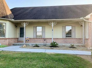 1659 Sams Dr, Dandridge, TN 37725