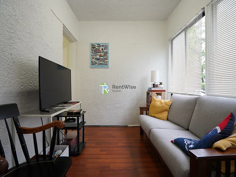 230 Walnut St #31B — Photo 6