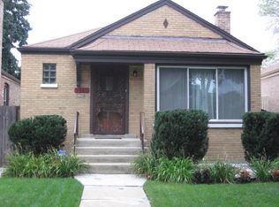 9840 S Maryland Ave, Chicago, IL 60628