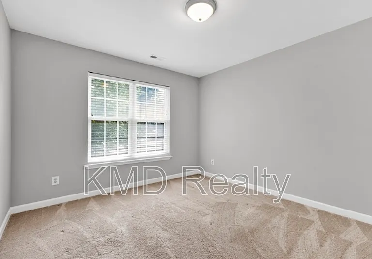 5010 Bellville Ct — Photo 8