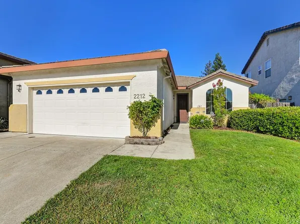 2212 Sombrero Ct, Auburn, CA 95603