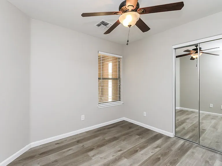 32830 N Sandstone Dr — Photo 14