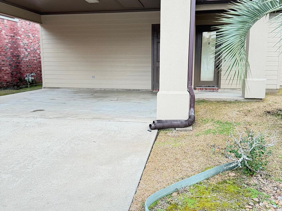 1st image of 111 Seaside Ln