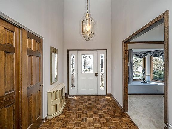 5th image of 606 Aspen Ridge Ct