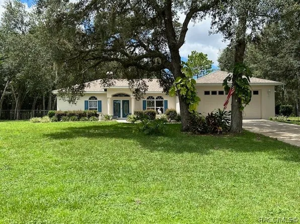 5774 N Lamp Post Dr, Beverly Hills, FL 34465