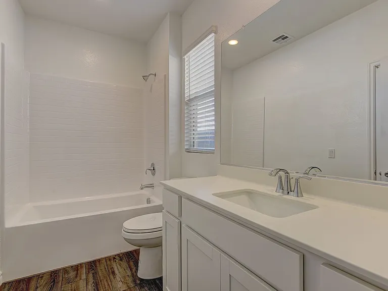 222 Palisade Falls Ave — Photo 10