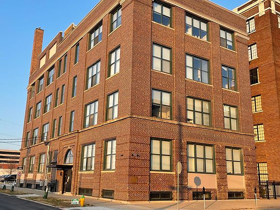 5th image of 1001 Cherry St #101