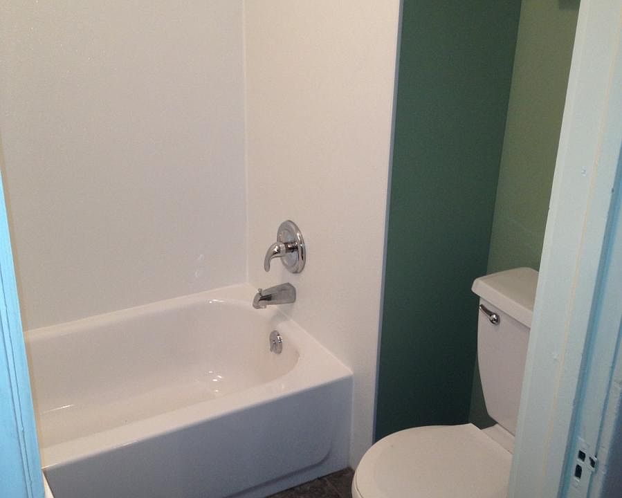 1st image of 129 Dale Ave