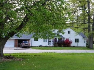 24424 Westwood Rd, Westlake, OH