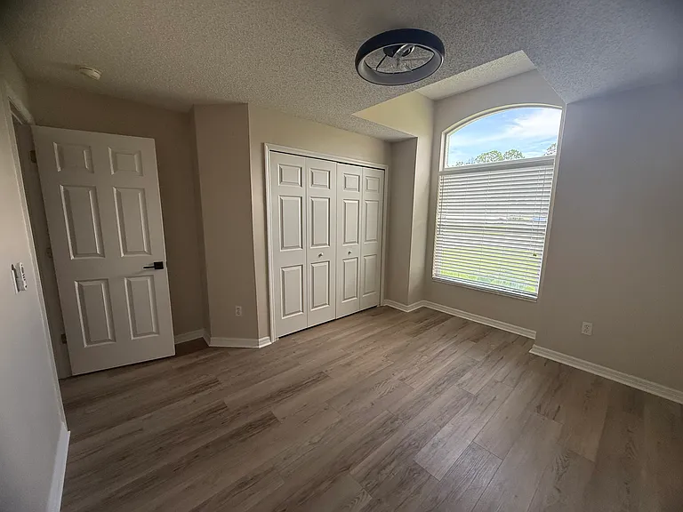 1744 Arash Cir — Photo 10